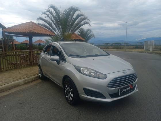 FORD FIESTA 1.6 SE PLUS HATCH 16V FLEX 4P POWERSHIFT